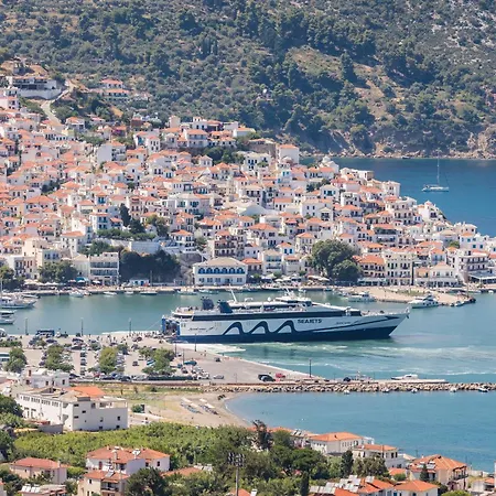 Bleu & Skopelos Town