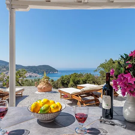 Bleu & Skopelos Town