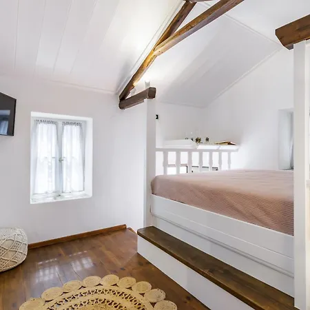 Bleu & * Skopelos Town