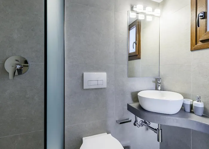 Bleu & Villa Skopelos Town